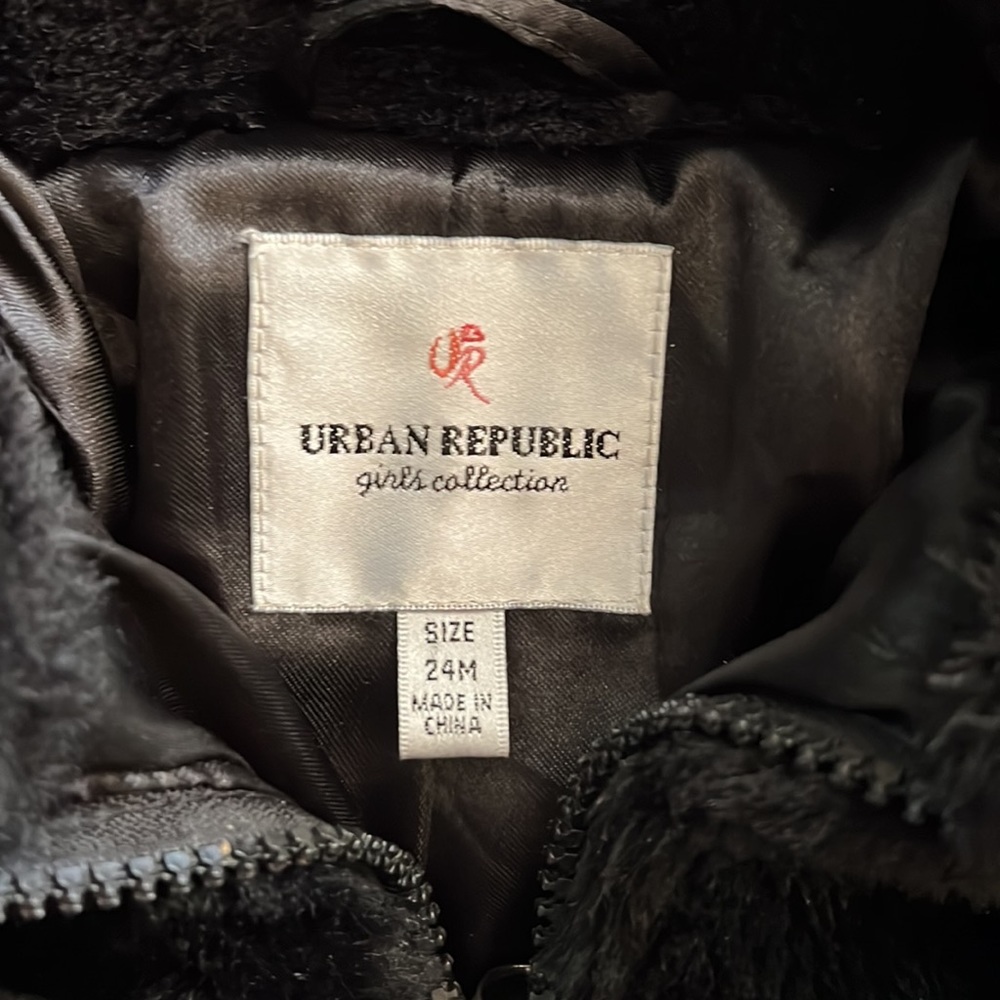 Urban Republic Girls Faux Fur Jacket size 24 Months - Picture 2 of 5